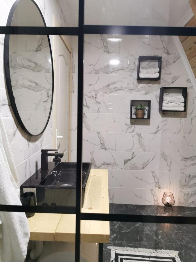 Вілла Spy Nest House Knic Екстер'єр фото